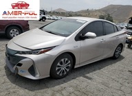 Toyota Prius Prime LE 2020 1.8l 1.8 Hybryda 121KM