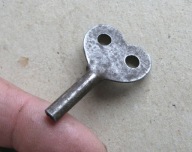 KLUCZYK do NAKRĘCANIA do POLSKA PRZEDWOJENNA ZABAWKA MECHANICZNA