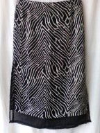 Spódnica czarno biała, wzorzysta z transparentną podszewką