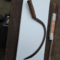 SIERP ZĄBKOWANY DO TRAW CHWASTÓW ZAROŚLI ZBÓŻ ROLNICZY KOSA RĘCZNA NÓŻ 45cm
