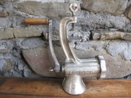 Stara Ręczna MASZYNKA do mielenia mięsa_ ALFA 8_POLSKA PRL