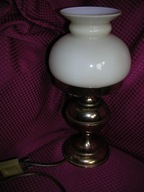 Lampka nocna z kremowym kloszem