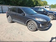 Ford Escape 2.0 benzyna 250KM 4X4 wersja TITANIUM , mala szkoda 2.0 242KM