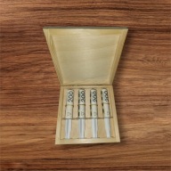 Zastrzyk Kasy – Drewniane Pudełko z Grawerem na Prezent