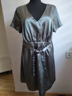 ZIELONA SUKIENKA ATŁAS PODSZEWKA ROZM. 48