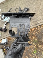 SEAT ARONA MOCOWANIE UCHWYT STEROWNIKA 2Q0906507D