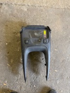 Toyota Corolla E21 ładowarka indukcyjna telefonu bezprzewodowa 861C0-02081