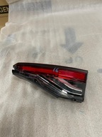 TOYOTA COROLLA E21 SEDAN LAMPA TYŁ TYLNA PRAWA W KLAPĘ 81580-02C51-00