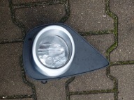 Halogen + ramka LH Toyota Yaris III po 2014 roku