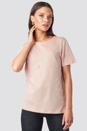 NA-KD t-shirt różowy pudrowy print nadruk babytee kobiecy motyw
