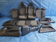 Toyota Auris II 1.8 kombi fotele siedzenia kanapa boczki pół skóra grzane