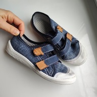 Kapcie tekstylne gumowa podeszwa NAZO 32 zapinane na rzep do szkoły