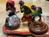 LALKA W STROJU LUDOWYM KOŃ SYCYLIA SICILIA PAMIĄTKA SUWERNIR LATA 60 TE