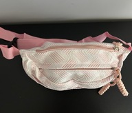 NERKA SASZETKA DAMSKA POJEMNA LEKKA PODRÓŻNA BIODROWA