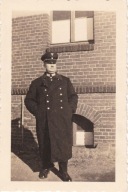 DEUTSCH EYLAU - IŁAWA .. NIEMIECKI KOLEJARZ ... POLSKIE WAGONY PKP ... x 3