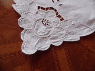 Komplet serwetek obiadowych z haftem wstążeczkowym - 38 cm x 38 cm - szt