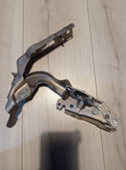 Zawias maski Lewy Mercedes CLA 117