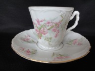 Secesja śląska filiżanka w kwiatki poj. 150 ml XIX w