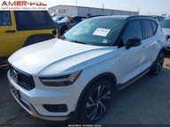 Volvo XC 40 2020 Volvo XC40 T5 AWD R-Design 2.0 Benzyna 248KM