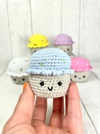 Babeczka Kawaii z buzią szydełkowe jedzenie amigurumi