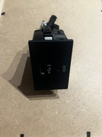 GNIAZDO MODUŁ AUX USB CARPLAY AUDI Q2 8V0035708