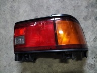 stara toyota Carina lampa tylna prawa oryginalna