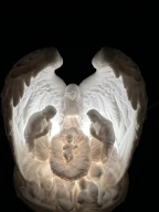 Lampa 3D – Święta Rodzina pod skrzydłami Anioła