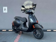 Vespa GTS GTS 125 SUPERSPORT NERO 2026 Dostepna od reki Moto Mio Krakow