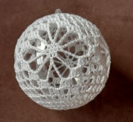 BOMBKA SZYDEŁKOWA RĘCZNIE ROBIONA BIAŁA RĘKODZIEŁO