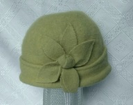 CZAPKA DAMSKA Z ANGORY KOLOR GROSZKOWY 58-60