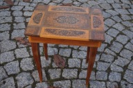 STARY DREWNIANY WŁOSKI STOLIK Z POZYTYWKĄ INTARSJOWANY ANTYK na biżuterię