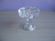 Kryształowy ekspozycyjny stojak marki UNDERBERG na 7 buteleczek