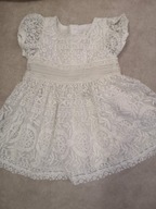 Biała sukienka koronkowa