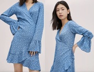 MANGO Teen niebieska sukienka z kwiatowym wzorem