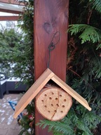 Domek dla owadów pszczół zapylaczy murarek