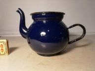 Stary emaliowany dzbanek czajnik czajniczek z czasów PRL-u