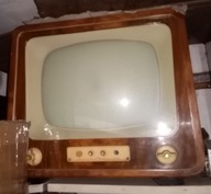 Stary telewizor Szmaragd zabytek PRL retro 1963r