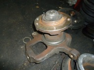 PIASTA ZWROTNICA PRZEDNIA PRAWA VOLKSWAGEN LT 28 35 95 - 2006 R