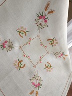 Piękny ręczny haft krzyżykowy ręcznie podszyty