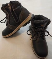 Zimowe czarne kozaki trapery na suwak skóra ekologiczna rozmiar 34