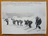 PRL zimowisko dzieci z Cieszyna narty Jaworzynka 1981 prasowa