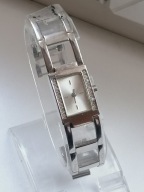 Śliczny damski zegarek z bransoletką