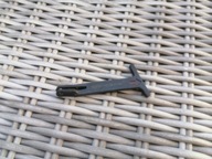 115196 Vw Golf IV rączka cięgno otwierania maski klapy przedniej