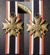 Kriegsverdienstkreuz 2 klasy z mieczami. KVK Krzyż zasługi sygnowany 61