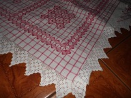 DUŻY OBRUS Z HAFTEM + SZYDEŁKO