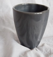 Szara ceramiczna osłonka na doniczkę dla WOŚP