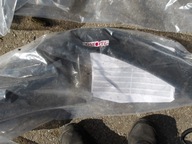 LISTWA BŁOTNIKA LEWY TYŁ DACIA DUSTER I 788A33613R