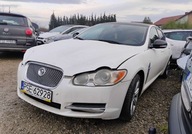 Jaguar XF 2010r, 3.0 Diesel. AUTOMAT. Lekko uszkodzony prawy przod. 3.0