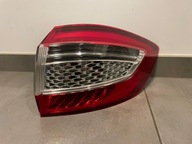 LAMPA PRAWY TYŁ LED W BŁOTNIK FORD MONDEO MK 4 10-14R. LIFT KOMBI