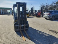 Wózek widłowy używany Yale GLP25VX 2,5 T TRIPLEX Kabina